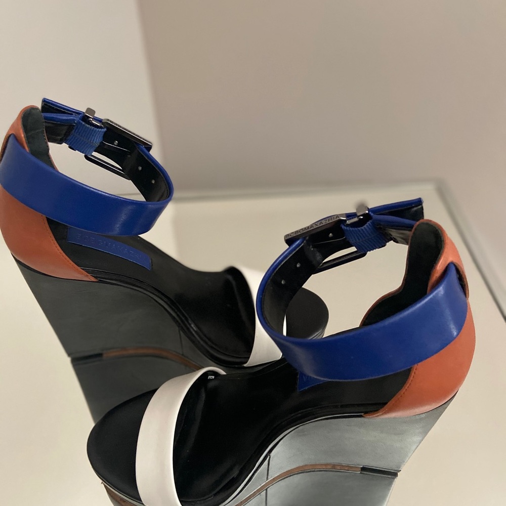 Wedges - Picture 4 of 4